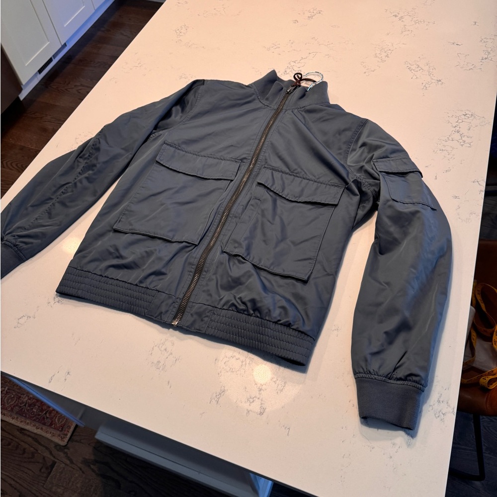 A&F Abercrombie & Fitch lightweight nylon jacket - Picture 6 of 12